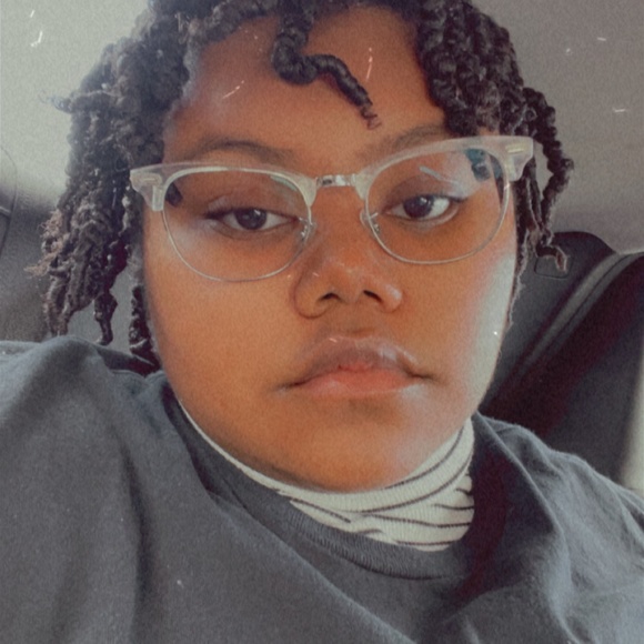 Meet your Posher, Victoria - Picture 2 of 4